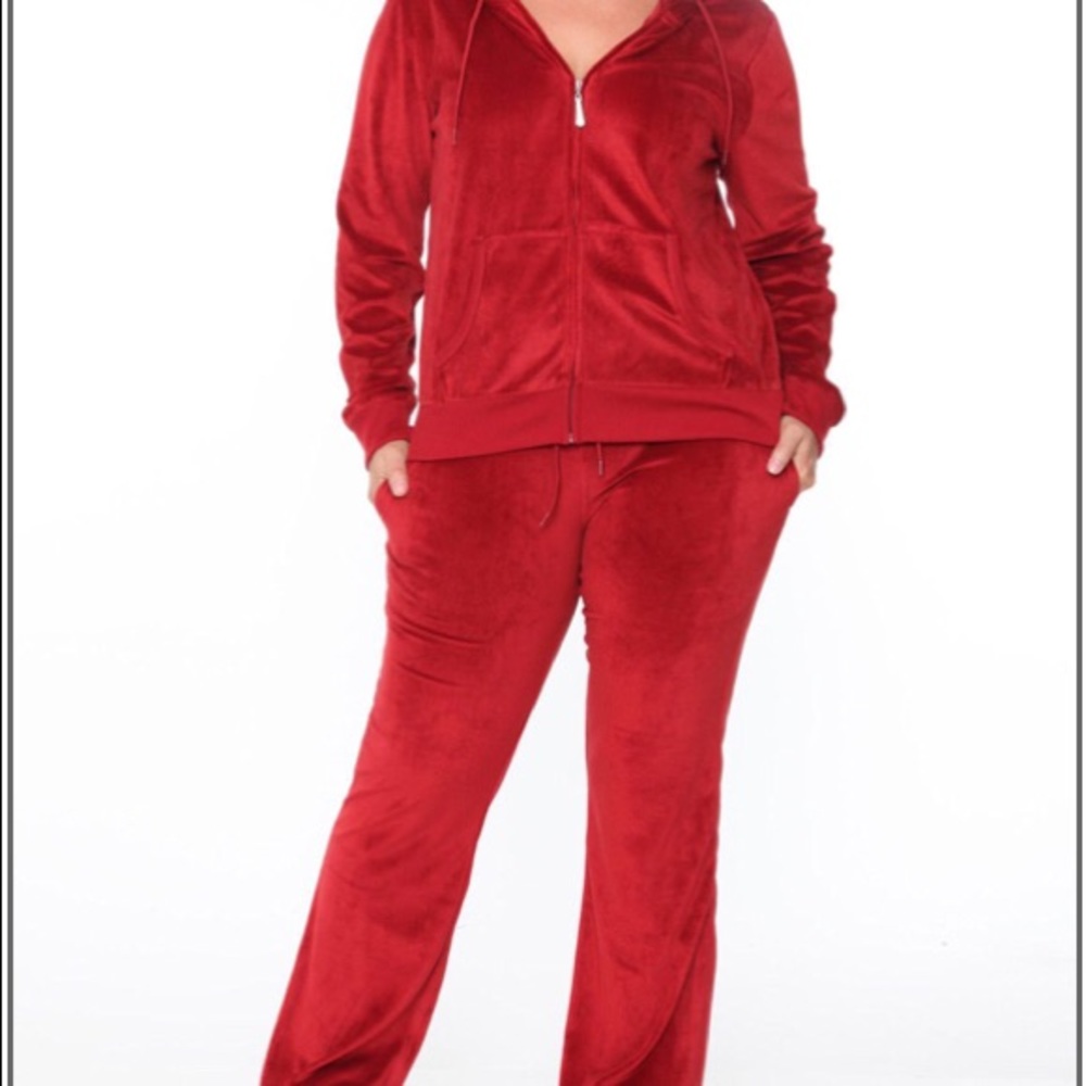 Mark White PLUS 3X Velour Red Sweatsuit SET